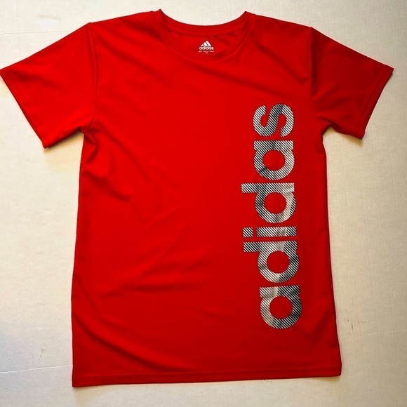Adidas Climate red with black & silver graphic boys shirt Sz- L-14/16. T8 - Picture 1 of 7